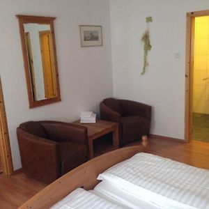 Dreibettzimmer